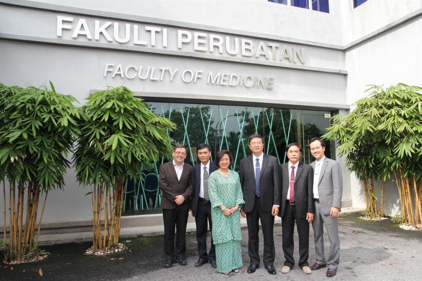 Improving research ethics and scientific publishing: ICHR and Hue UMP establishing cooperation with  Faculty of Medicine, University of Malaya.